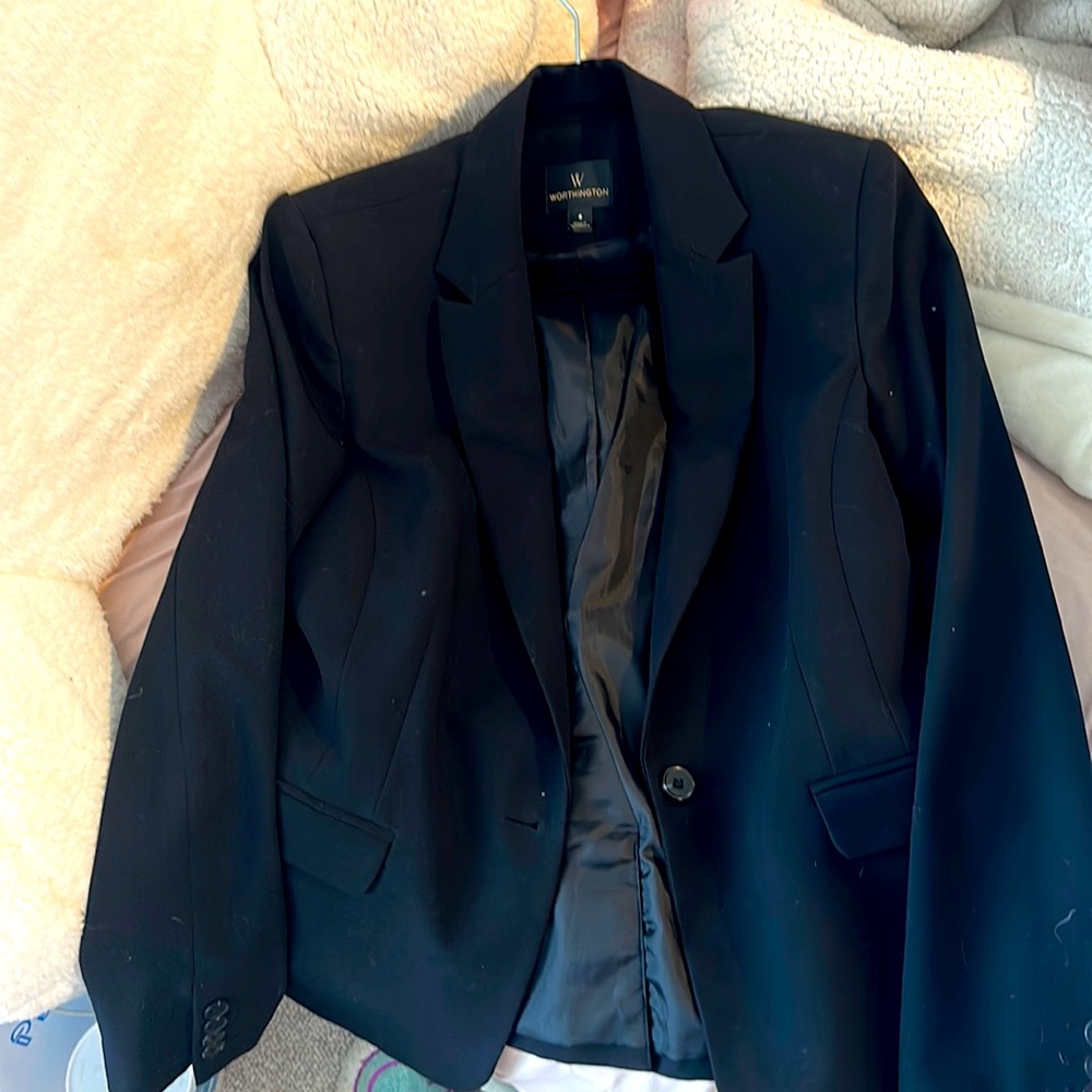 Worthington women’s Size 8 black suit blazer jacket
